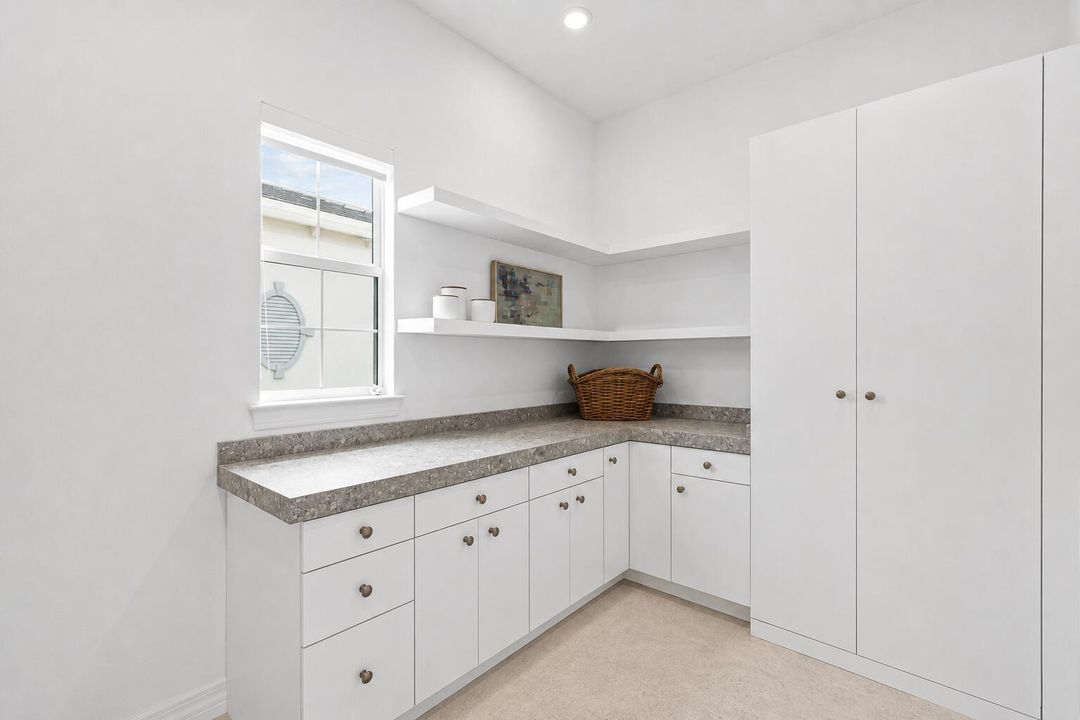 Laundry Room 2