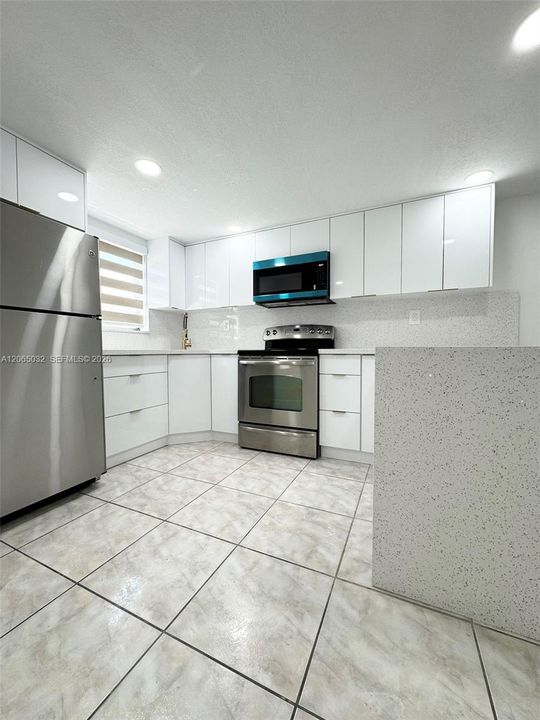 En Renta: $2,400 (2 camas, 1 baños, 993 Pies cuadrados)