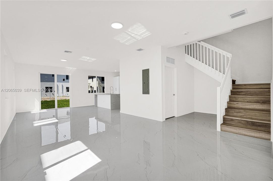 For Sale: $2,990,000 (5 beds, 4 baths, 0 Square Feet)