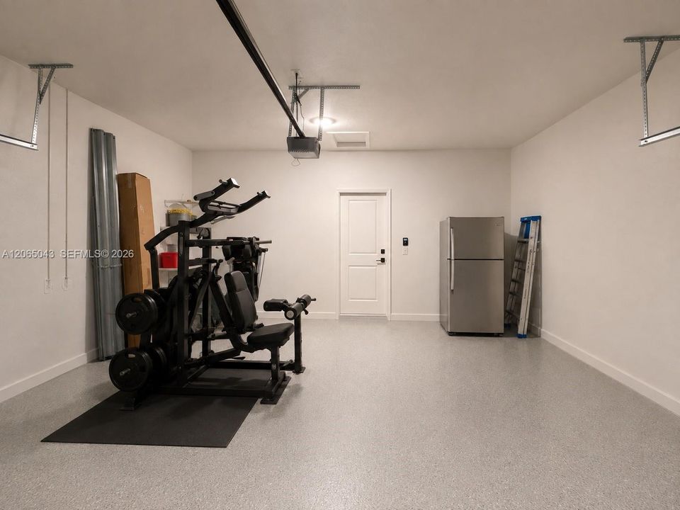 En Venta: $739,900 (3 camas, 2 baños, 1663 Pies cuadrados)