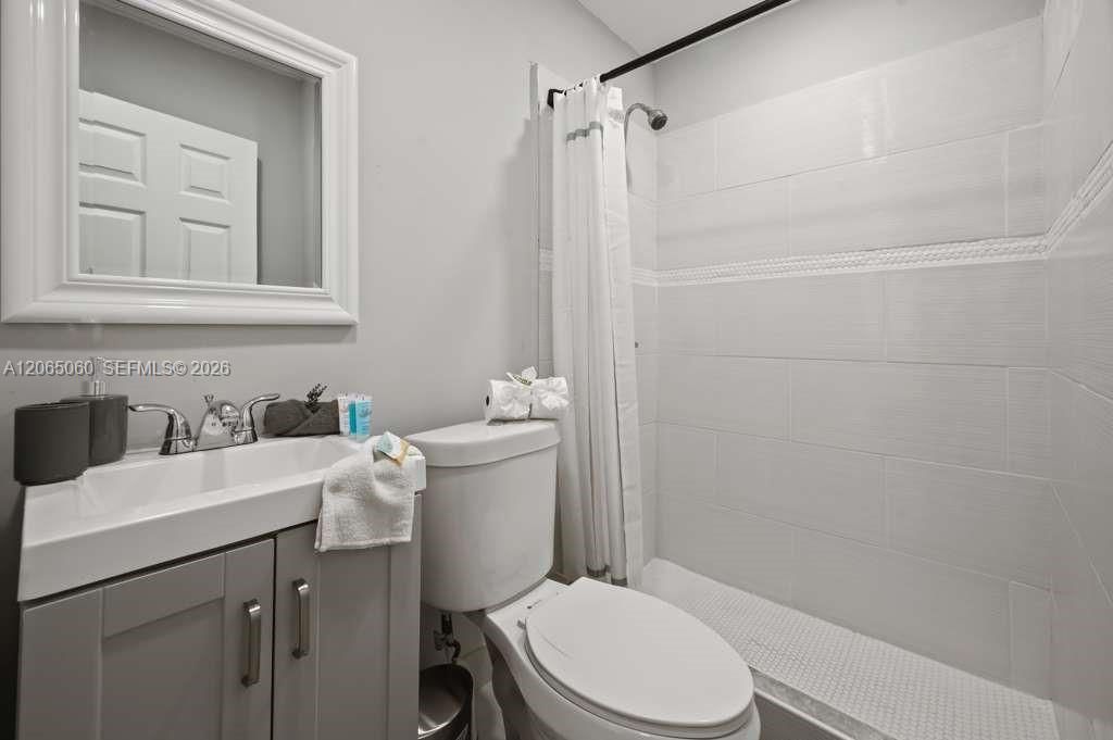 For Rent: $1,500 (0 beds, 1 baths, 1797 Square Feet)