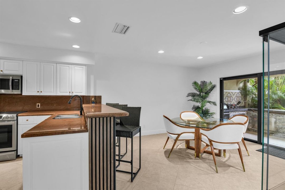 753 Villa Portofino Cir, Deerfield Beach
