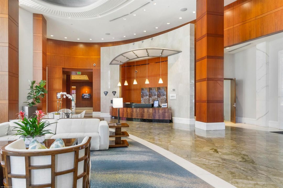 3800 N Ocean Dr Hotel Lobby d AAP 2022
