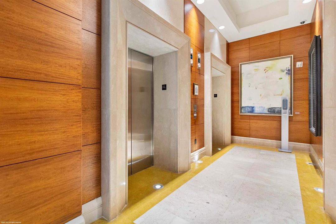 Marriott Resort at Singer Island Lobby E