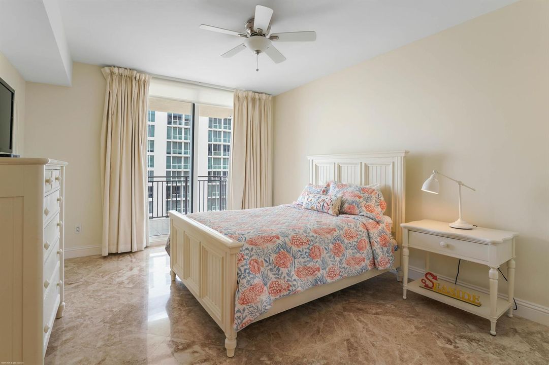 3800 N Ocean Dr Apt 1450 027
