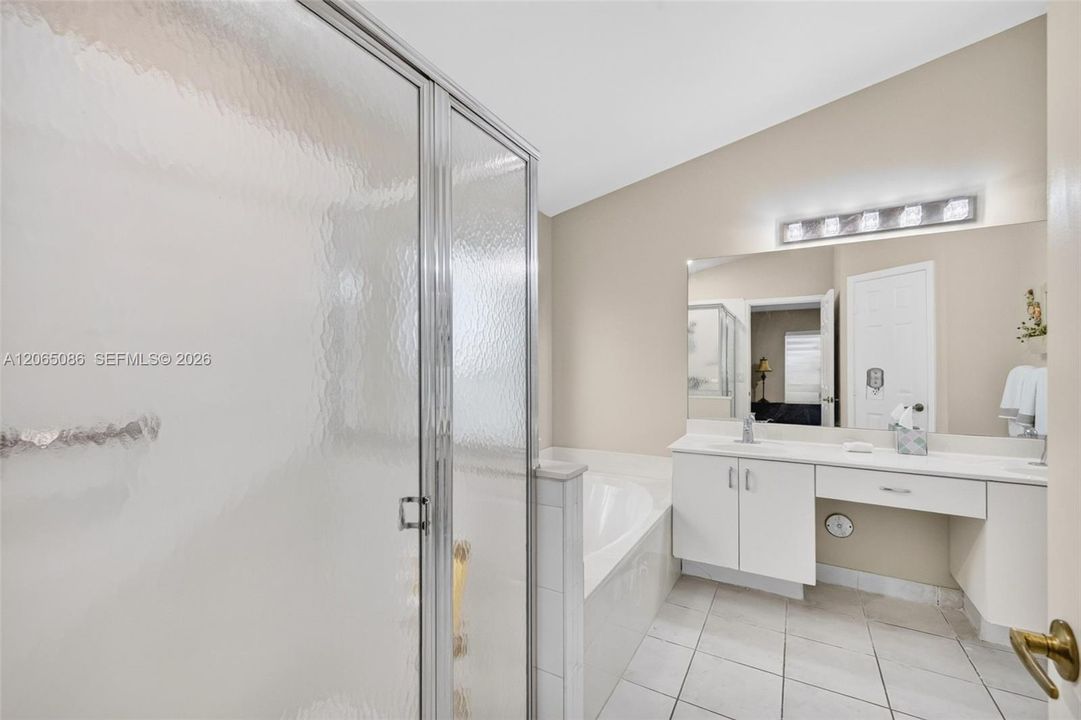 Windowed Primary Bathroom w/ Separate Shower and Tub, Dual Vanity and Separate Water Closet
