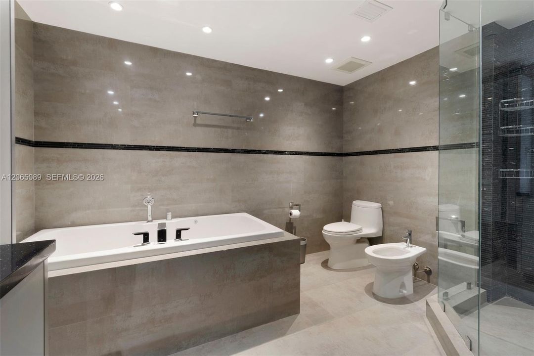 For Sale: $4,400,000 (3 beds, 3 baths, 2049 Square Feet)