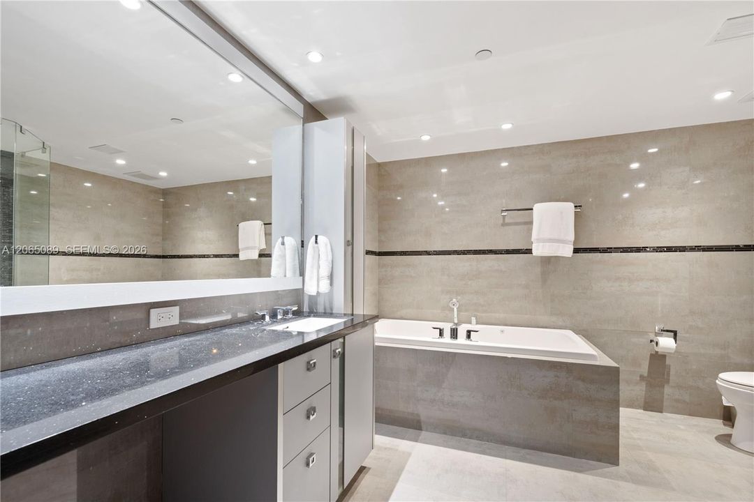 For Sale: $4,400,000 (3 beds, 3 baths, 2049 Square Feet)