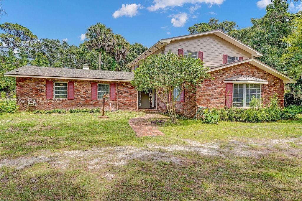For Sale: $649,900 (3 beds, 3 baths, 3095 Square Feet)