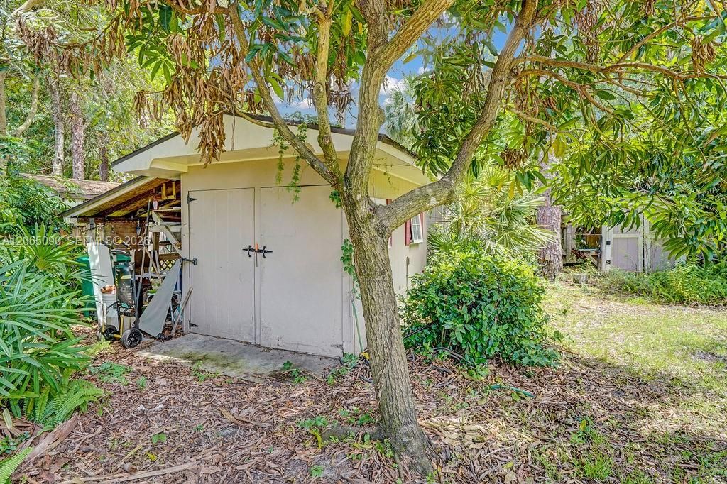 For Sale: $649,900 (3 beds, 3 baths, 3095 Square Feet)