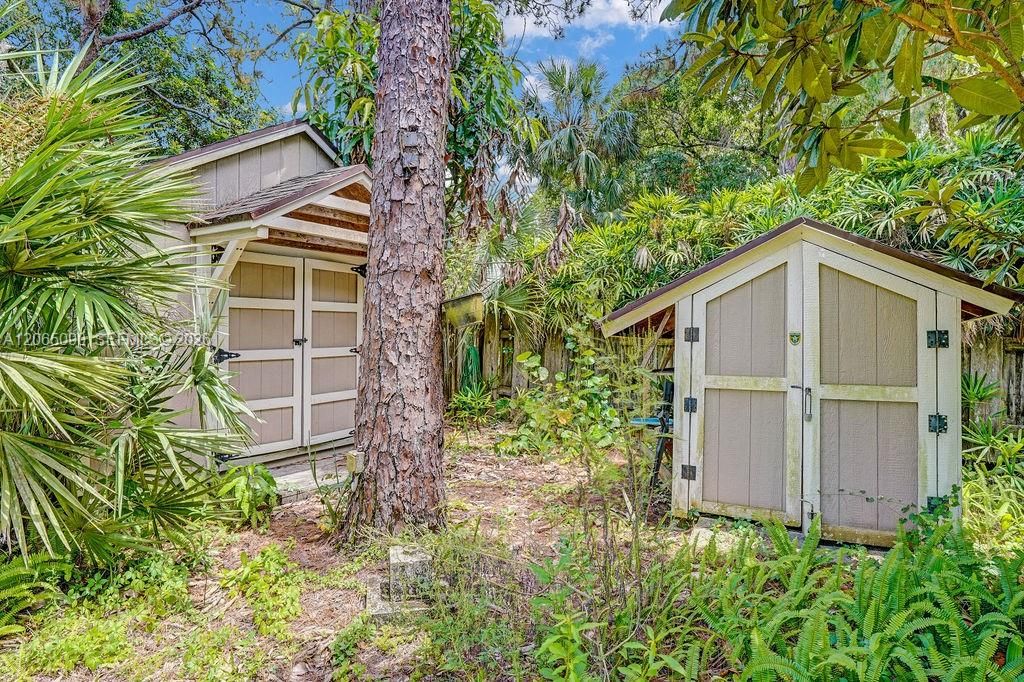 For Sale: $649,900 (3 beds, 3 baths, 3095 Square Feet)