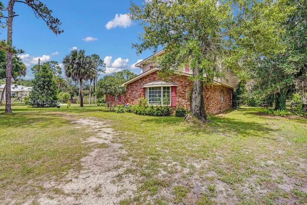 For Sale: $649,900 (3 beds, 3 baths, 3095 Square Feet)