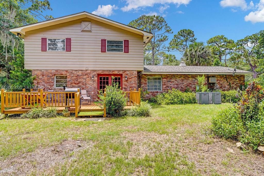 For Sale: $649,900 (3 beds, 3 baths, 3095 Square Feet)