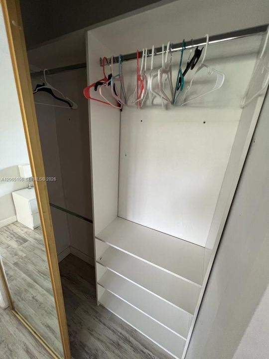 Activo con contrato: $1,650 (1 camas, 1 baños, 800 Pies cuadrados)