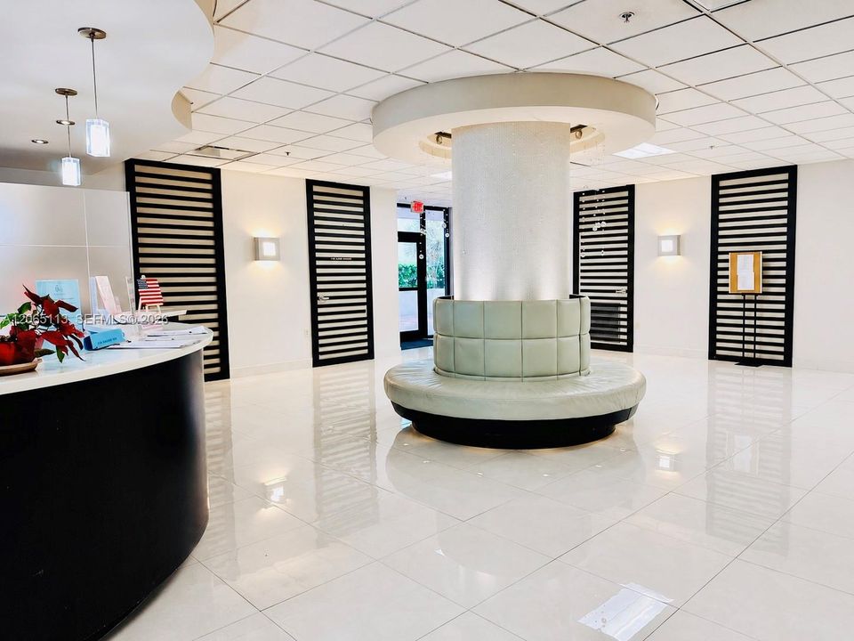 В аренду: $3,800 (2 спален, 2 ванн, 1088 Квадратных фут)
