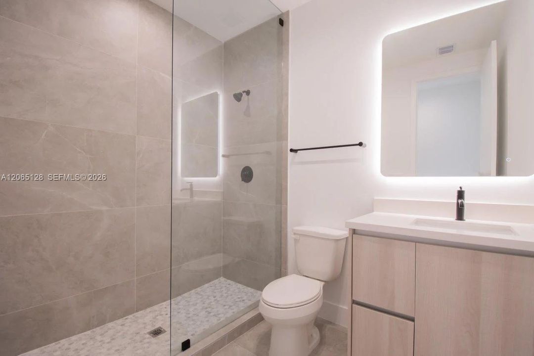 For Rent: $6,450 (3 beds, 3 baths, 2509 Square Feet)