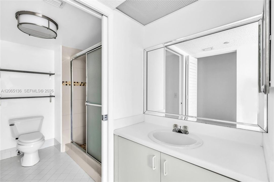 En Venta: $190,000 (2 camas, 2 baños, 1207 Pies cuadrados)