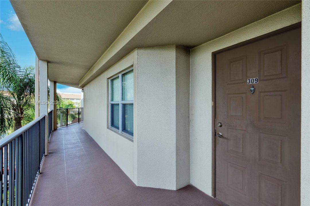 En Venta: $190,000 (2 camas, 2 baños, 1207 Pies cuadrados)