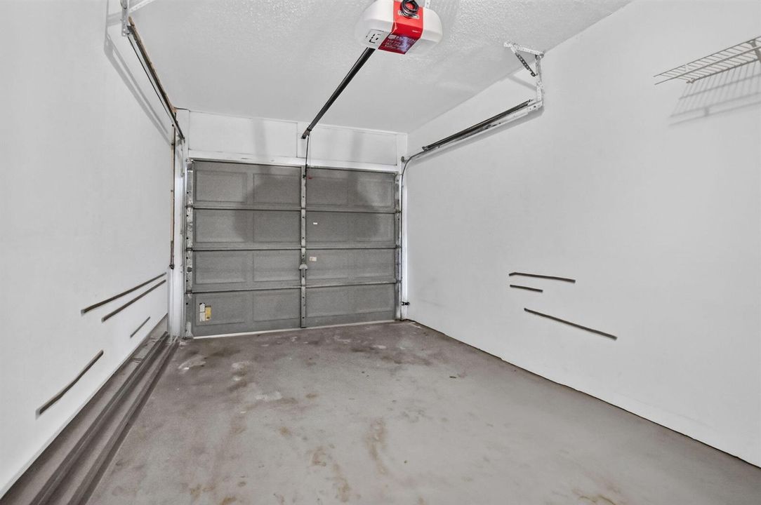 LARGE GARAGE