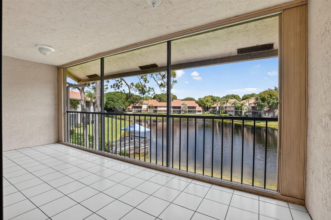 LARGE PATIO