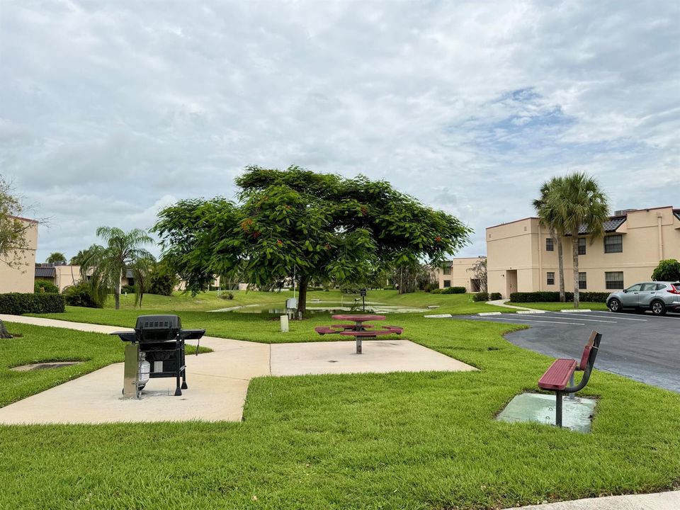 BBQ area next to unit