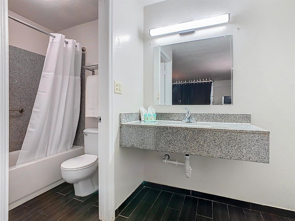 Double Room - Stayable Davenport-14
