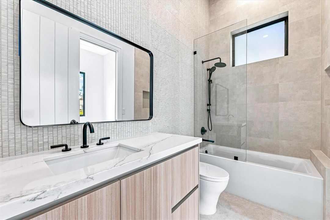 Guest House Bathroom