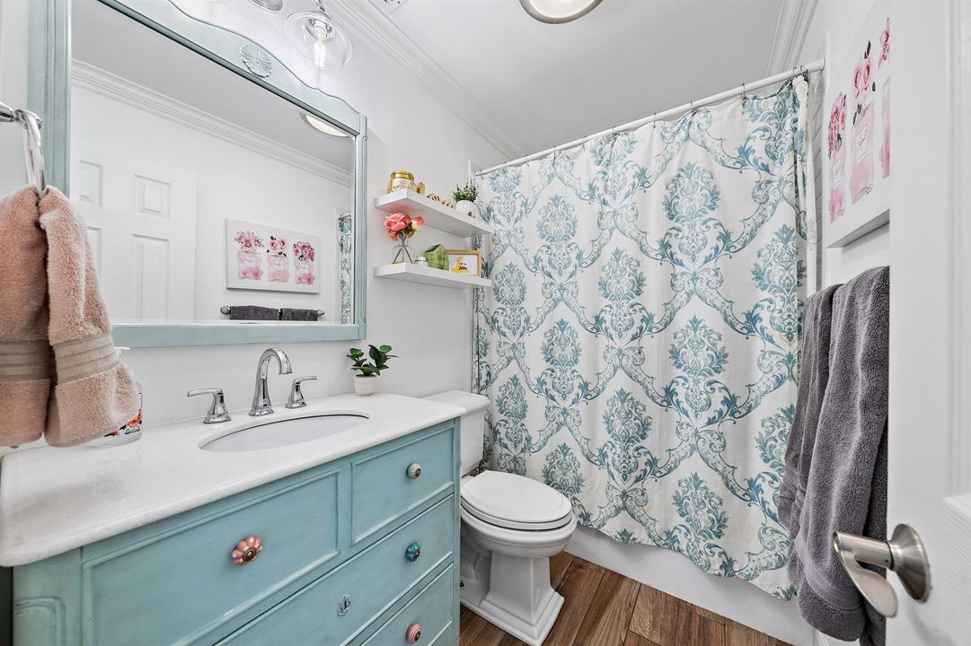 Guest Bathroom