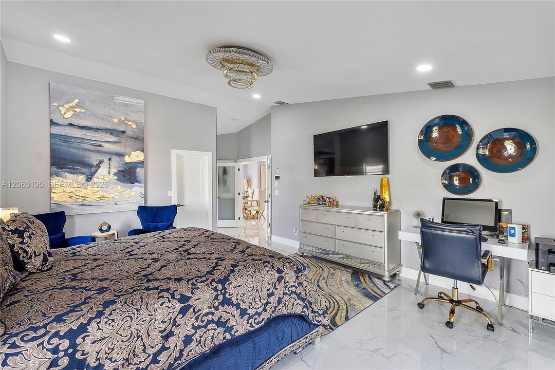 For Sale: $1,010,000 (4 beds, 3 baths, 3133 Square Feet)
