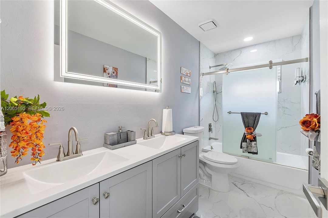 For Sale: $1,010,000 (4 beds, 3 baths, 3133 Square Feet)