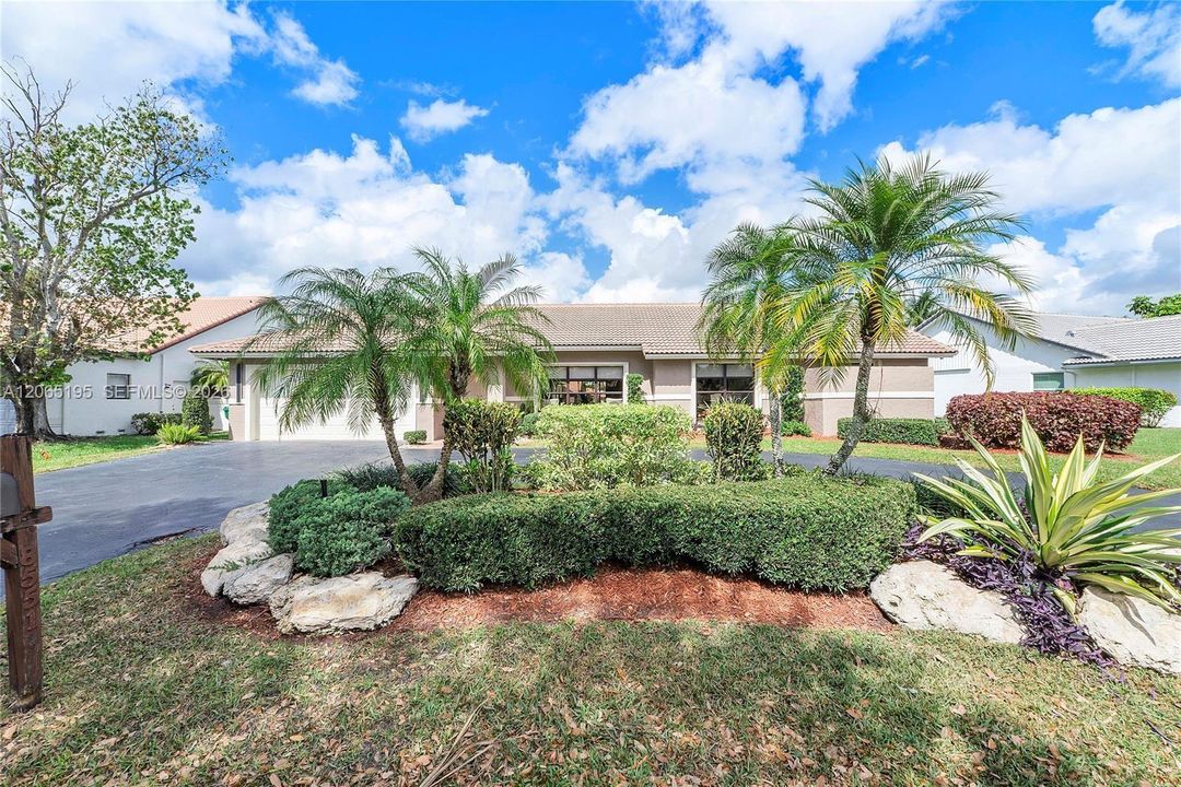 For Sale: $1,010,000 (4 beds, 3 baths, 3133 Square Feet)