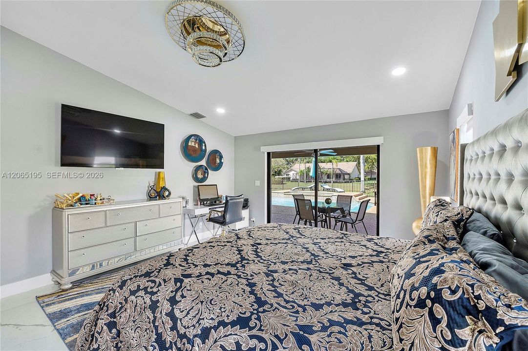 For Sale: $1,010,000 (4 beds, 3 baths, 3133 Square Feet)