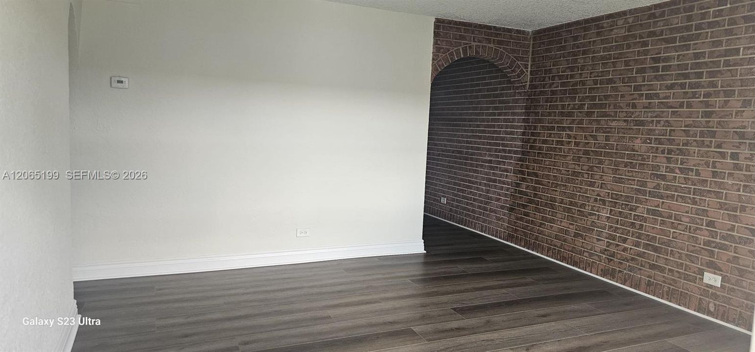Living Dinning Area