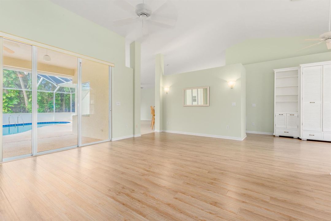 612 SE 6th St, Stuart, FL 34994-15