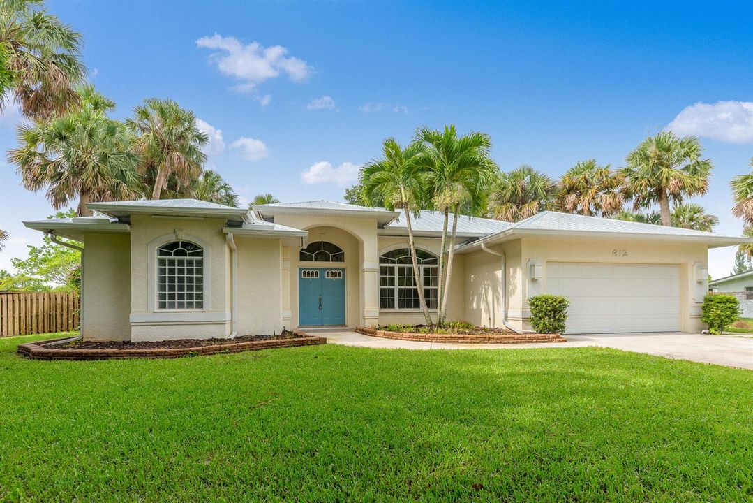 612 SE 6th St, Stuart, FL 34994-11
