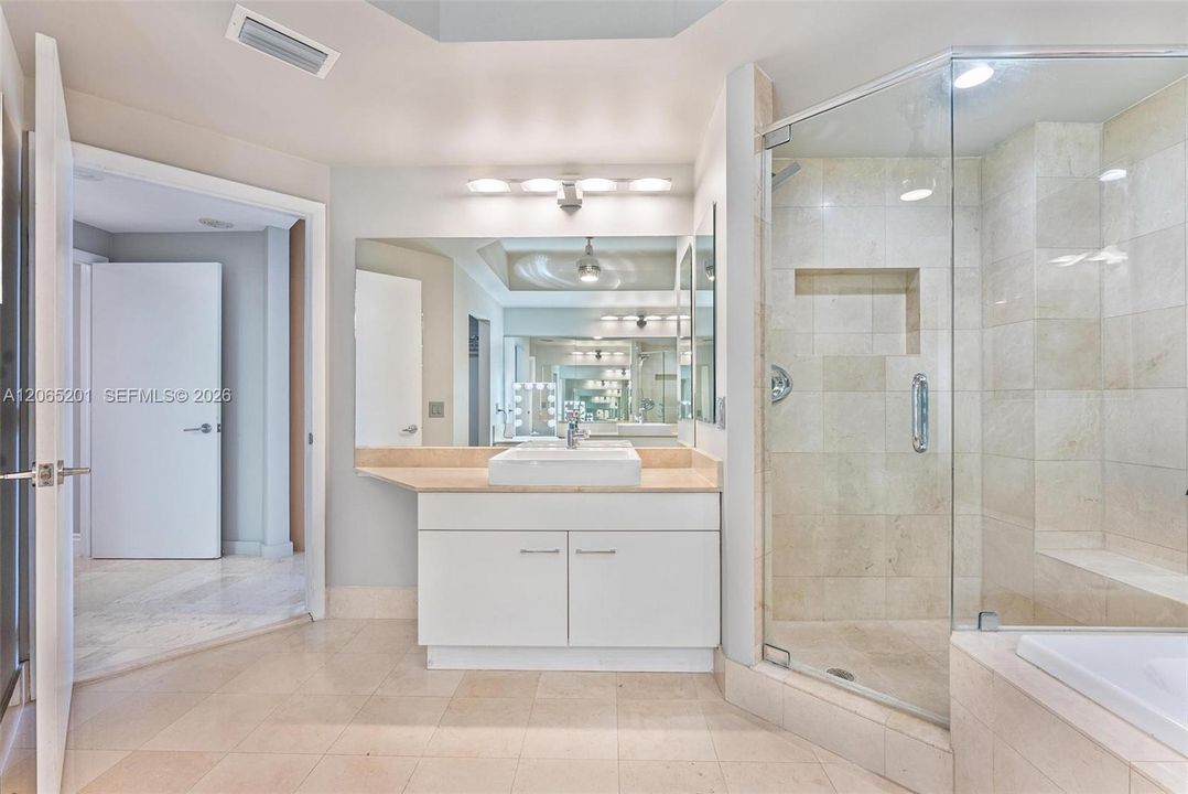 Active With Contract: $795,000 (2 beds, 2 baths, 2190 Square Feet)