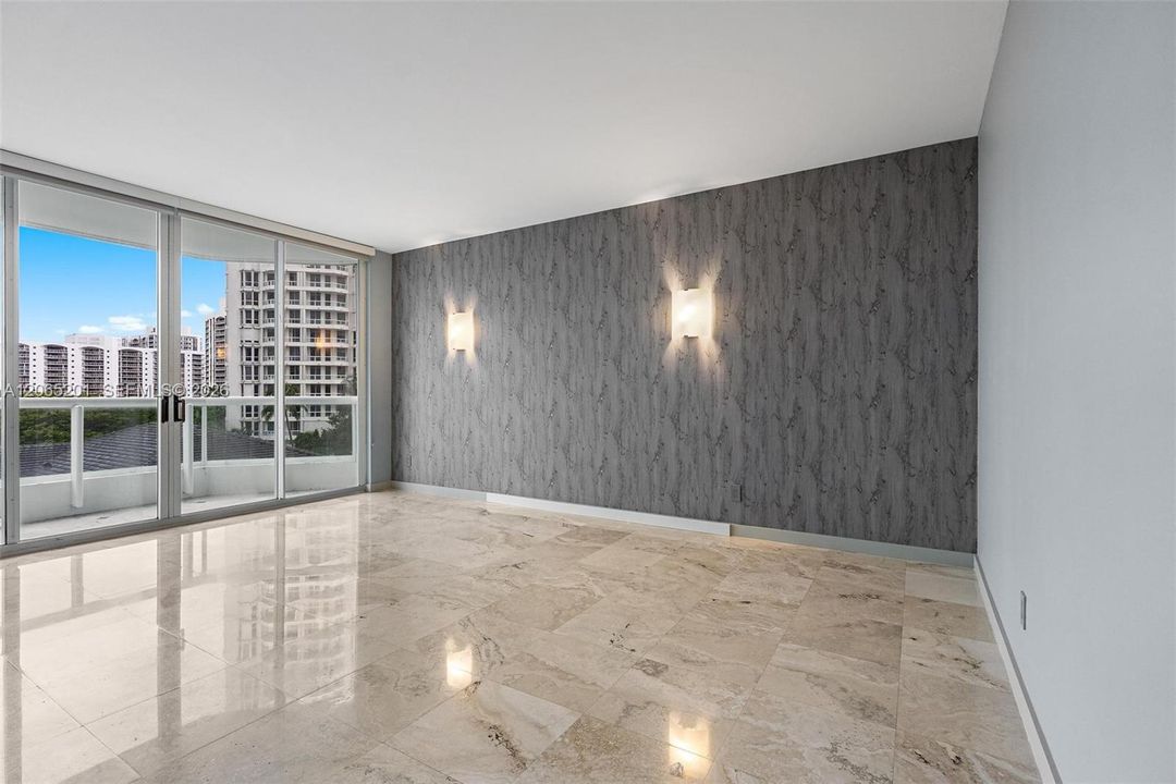 Active With Contract: $795,000 (2 beds, 2 baths, 2190 Square Feet)