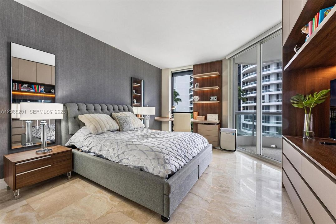 Active With Contract: $795,000 (2 beds, 2 baths, 2190 Square Feet)