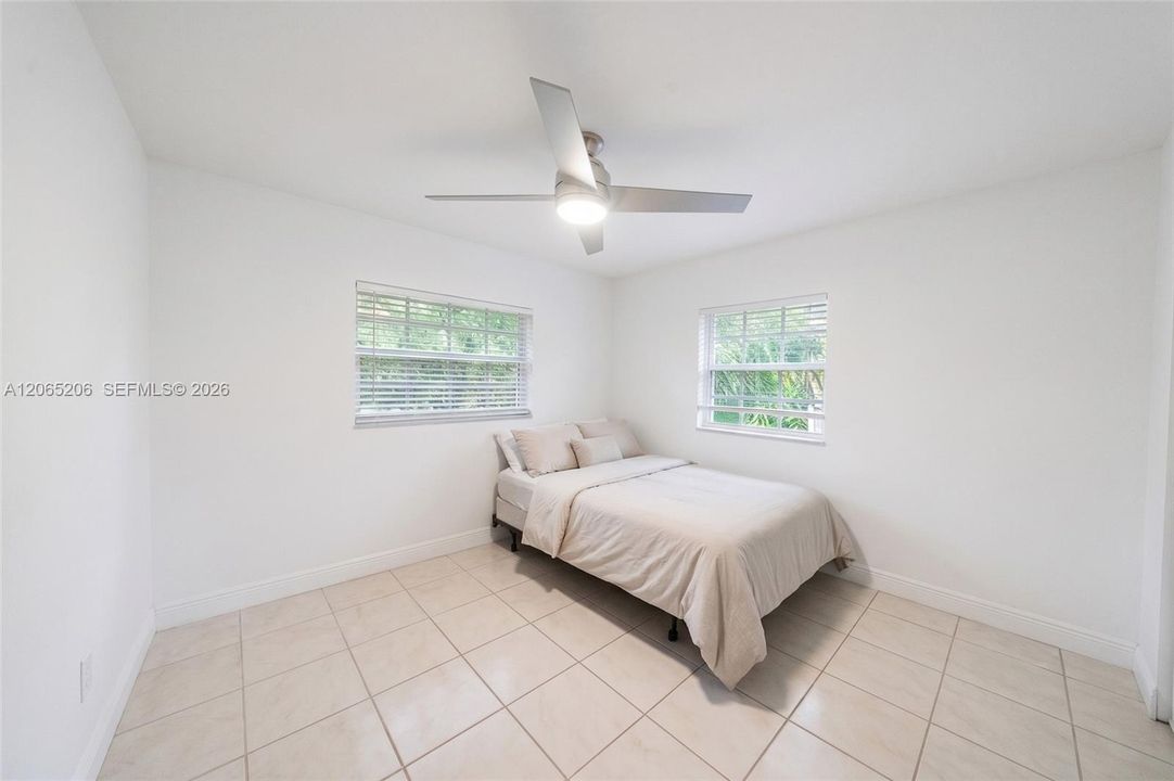 En Venta: $750,000 (6 camas, 3 baños, 1845 Pies cuadrados)