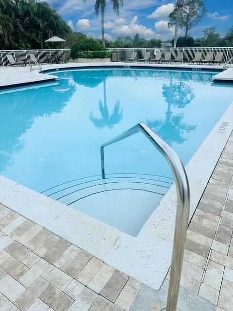 pool_