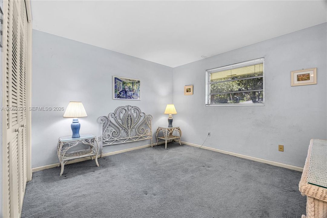 For Sale: $1,670,000 (4 beds, 2 baths, 2569 Square Feet)