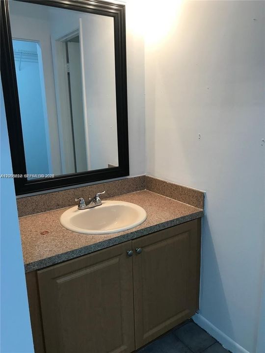 En Renta: $2,150 (2 camas, 2 baños, 1113 Pies cuadrados)