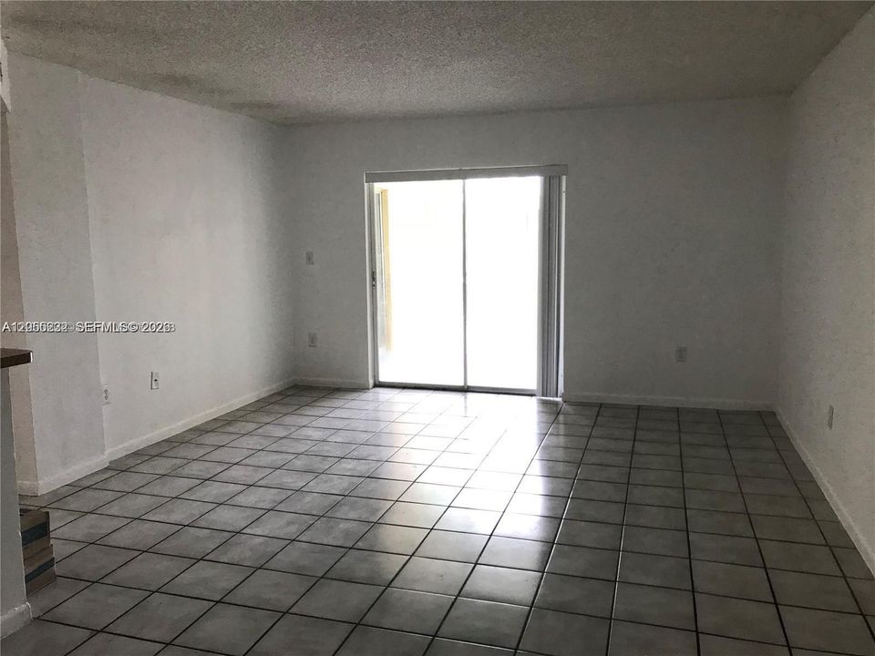 En Renta: $2,150 (2 camas, 2 baños, 1113 Pies cuadrados)