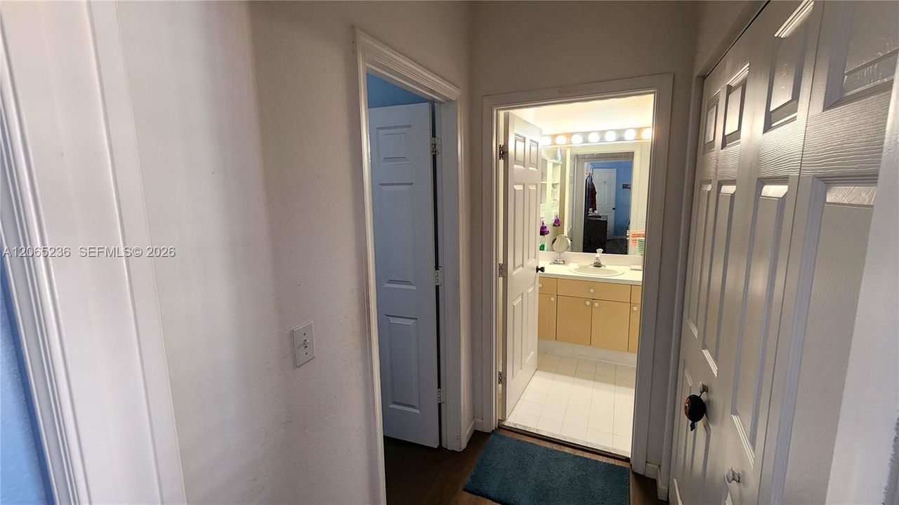 For Sale: $479,900 (3 beds, 2 baths, 1558 Square Feet)