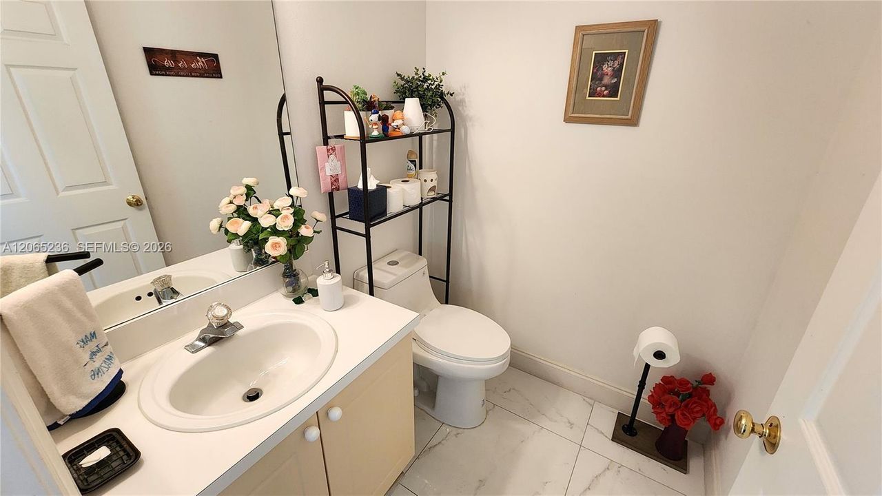 For Sale: $479,900 (3 beds, 2 baths, 1558 Square Feet)