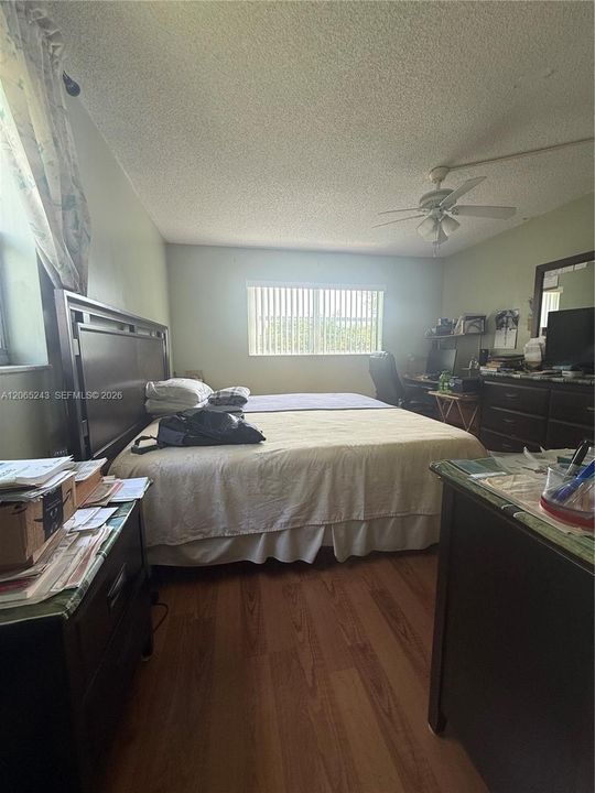 For Sale: $99,000 (2 beds, 2 baths, 850 Square Feet)