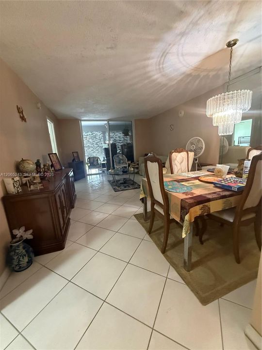 For Sale: $99,000 (2 beds, 2 baths, 850 Square Feet)