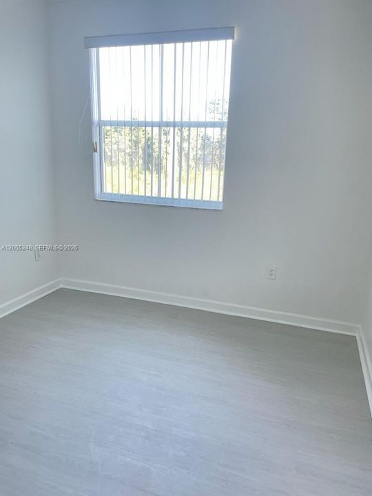 For Sale: $230,000 (3 beds, 2 baths, 1166 Square Feet)