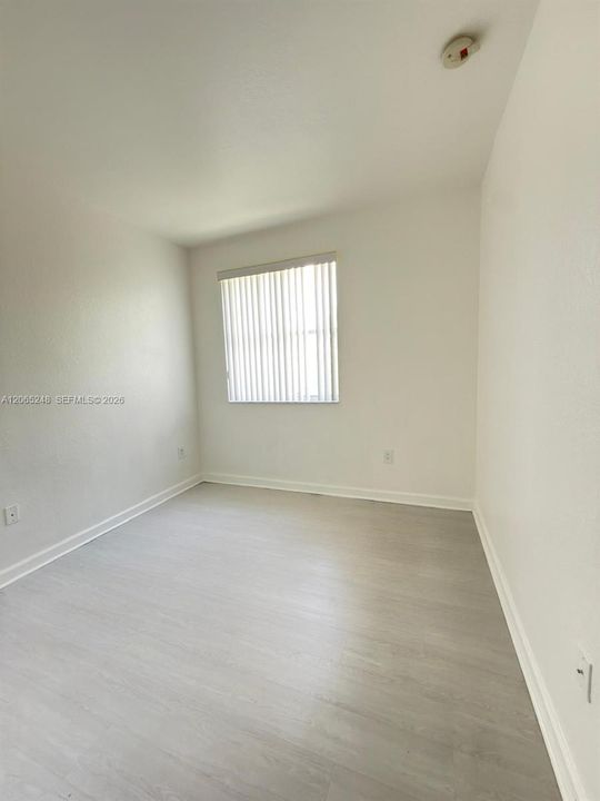 For Sale: $230,000 (3 beds, 2 baths, 1166 Square Feet)