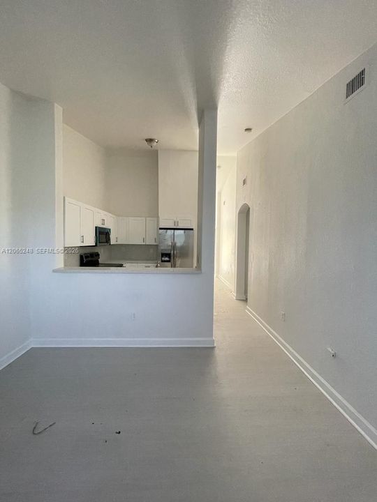 For Sale: $230,000 (3 beds, 2 baths, 1166 Square Feet)